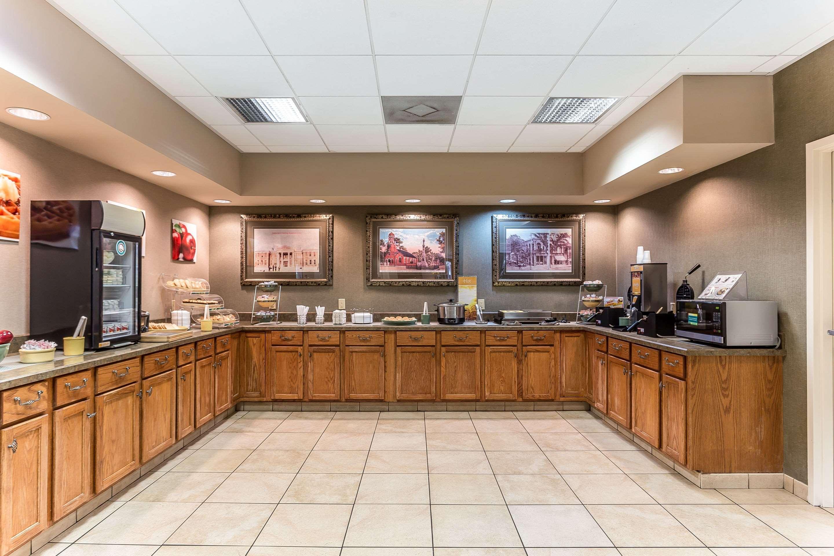 Quality Inn & Suites Georgetown Bagian luar foto