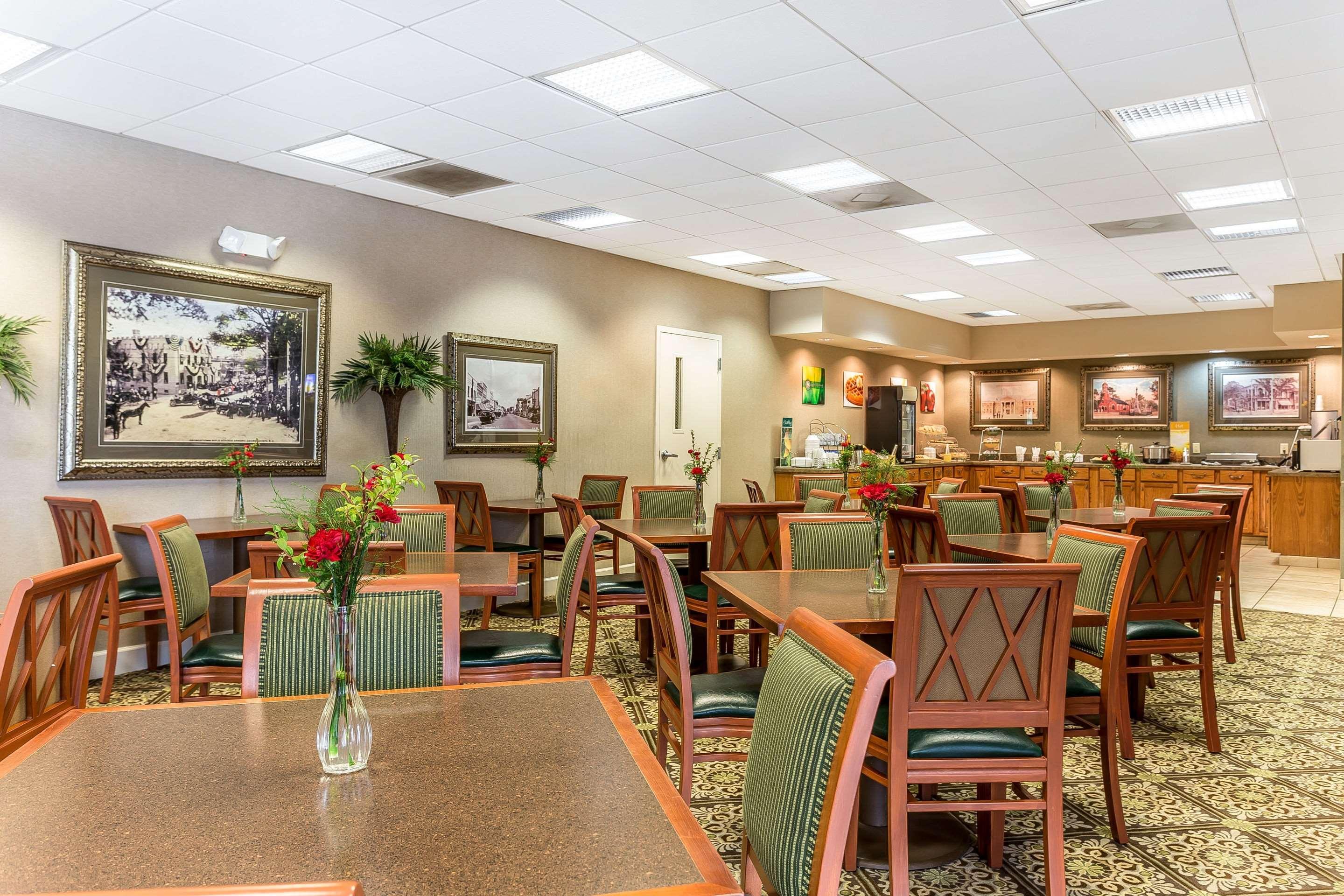 Quality Inn & Suites Georgetown Bagian luar foto